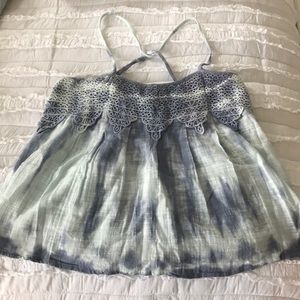 American Eagle flouncy top